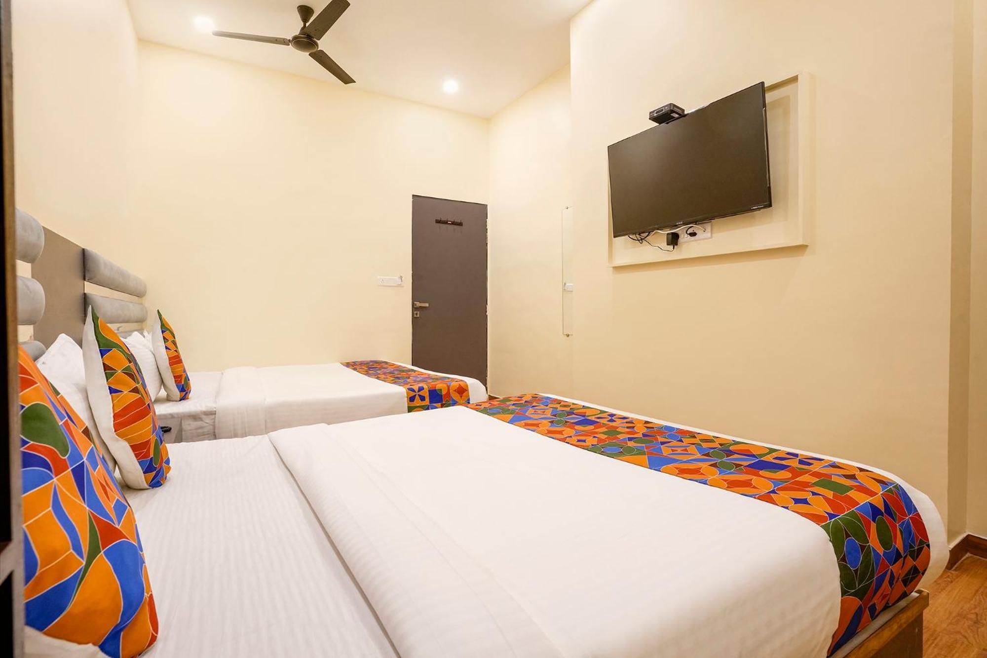 Fabhotel Freedom International - Nr Mumbai International Airport Bagian luar foto