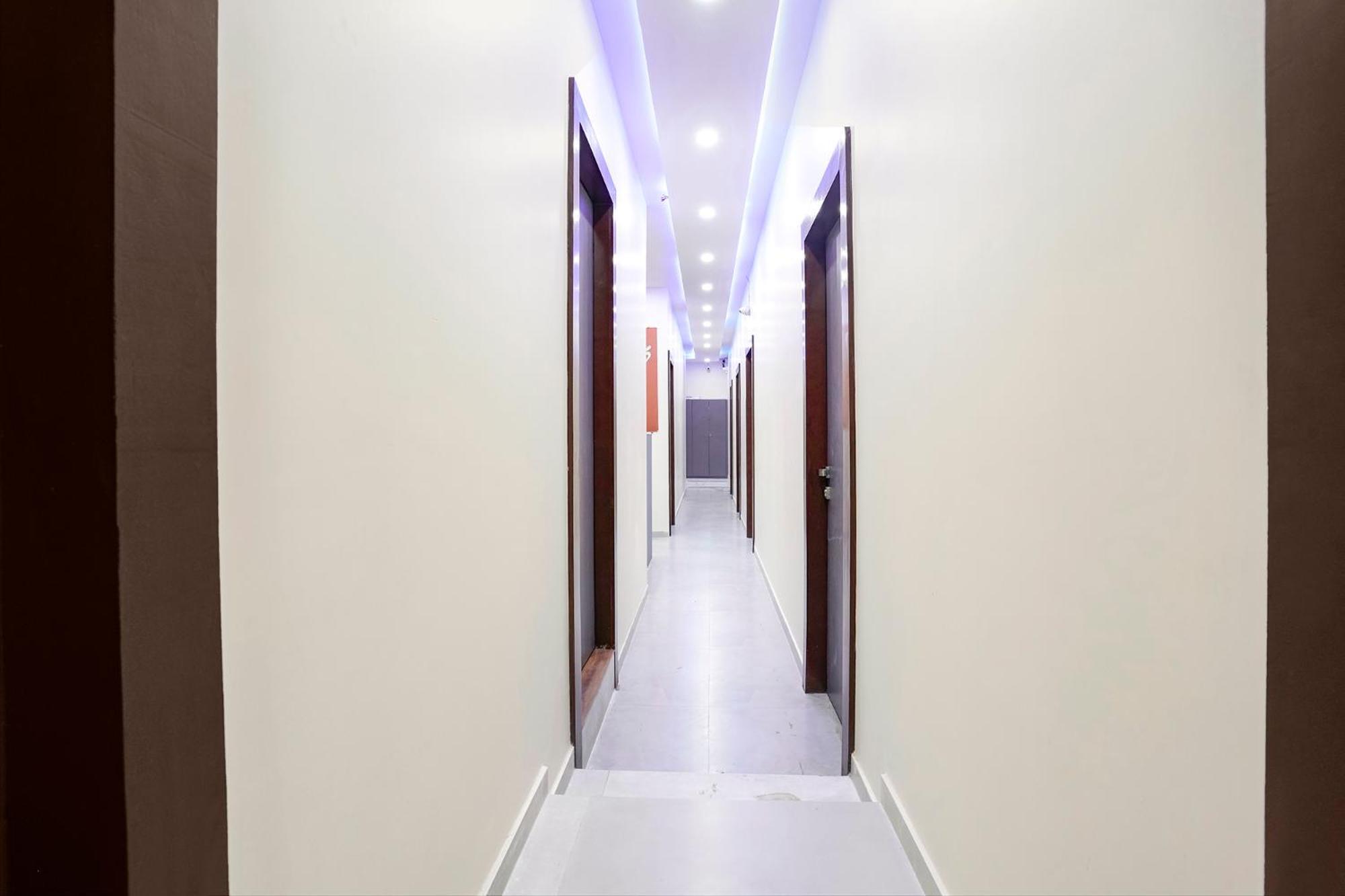 Fabhotel Freedom International - Nr Mumbai International Airport Bagian luar foto